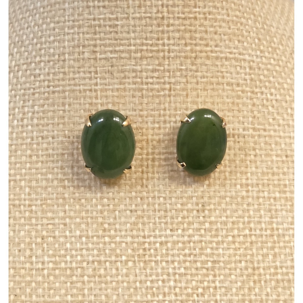 Bold Antique 18k Yellow Gold Nephrite Jade (16.5x12.5mm) Stud Earrings